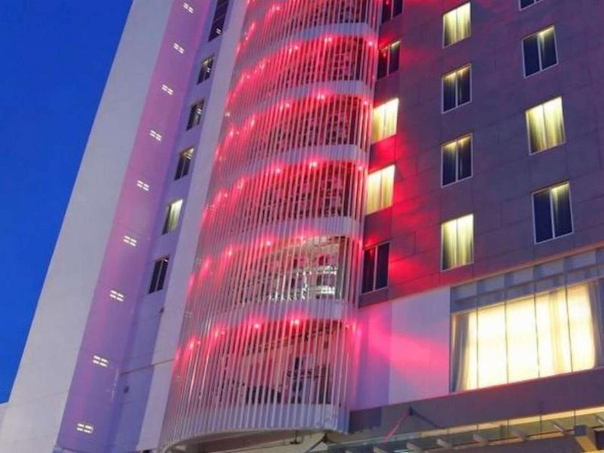 Swiss-Belinn Ska Пеканбару Экстерьер фото