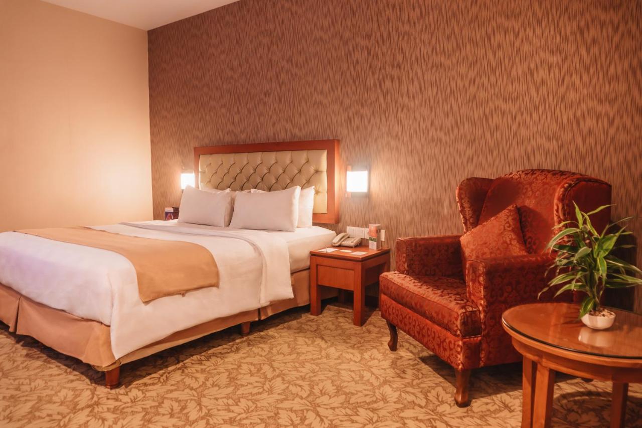 Swiss-Belinn Ska Пеканбару Экстерьер фото