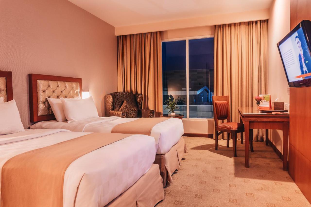 Swiss-Belinn Ska Пеканбару Экстерьер фото